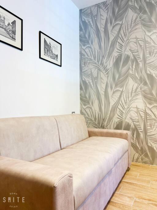 Roma Suite Epiro Esterno foto
