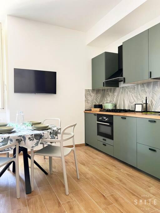 Roma Suite Epiro Esterno foto