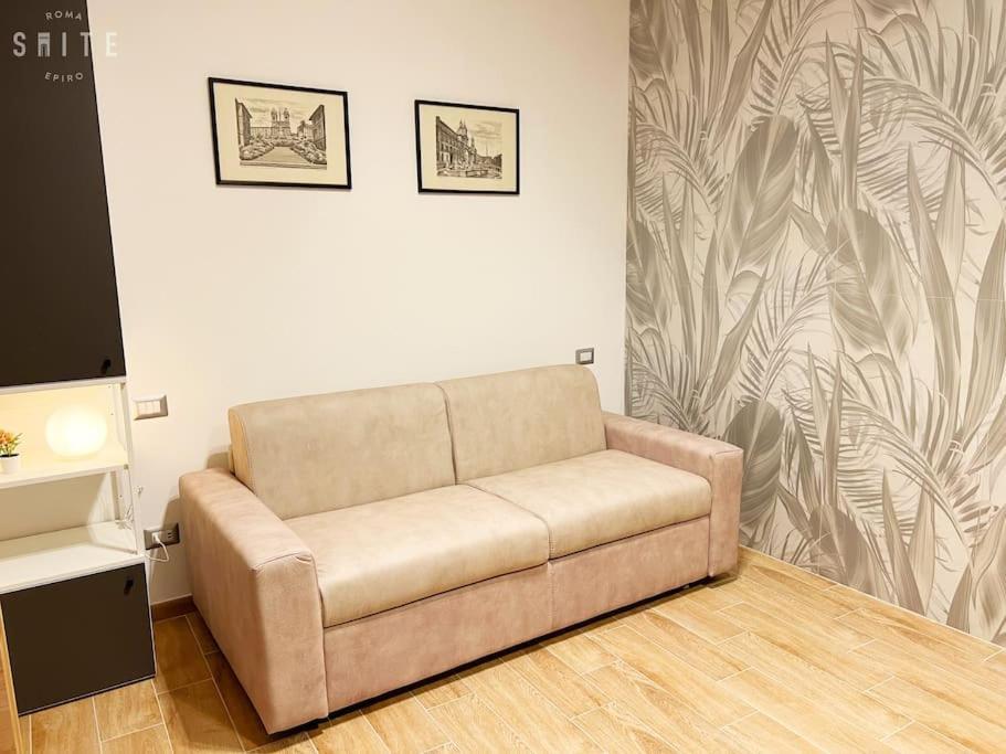 Roma Suite Epiro Esterno foto