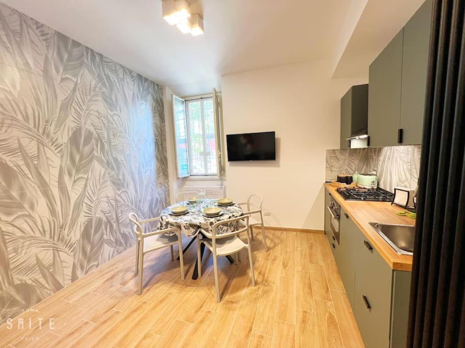 Roma Suite Epiro Esterno foto